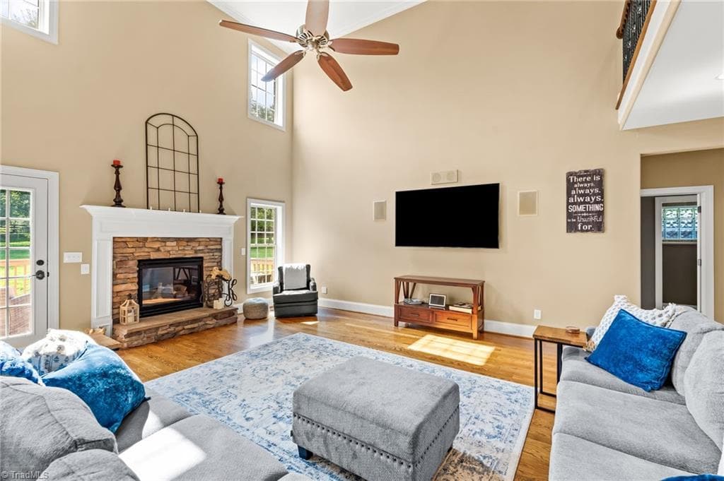 Great room with vaulted ceiling - 6202 Herons Nest Court, Oak Ridge NC 27310, Oak Ridge