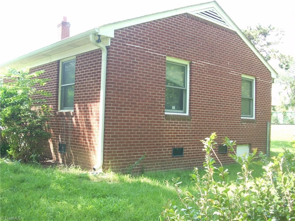 Stick/Site Built at 1316 Glendale Drive, Greensboro NC 27406, photo 12 of 12