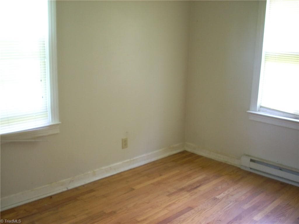 Stick/Site Built at 1316 Glendale Drive, Greensboro NC 27406, photo 7 of 12