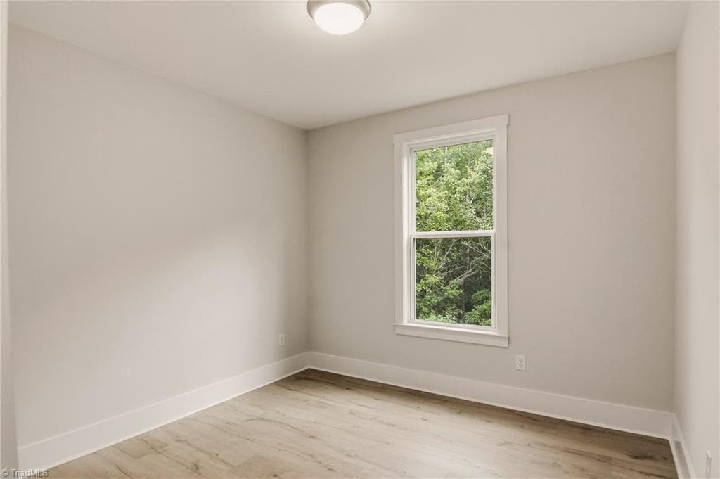 Stick/Site Built at 1005 W Pinehurst Court # 1042, Clemmons NC 27012, photo 13 of 33
