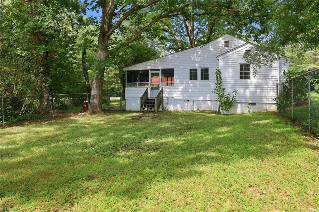 Stick/Site Built at 221 Zollicoffer Avenue, Henderson NC 27536, Henderson, photo 33 of 41