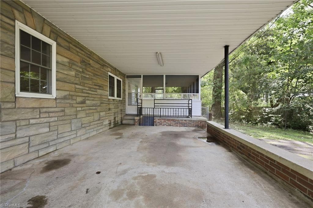 Stick/Site Built at 221 Zollicoffer Avenue, Henderson NC 27536, Henderson, photo 31 of 41