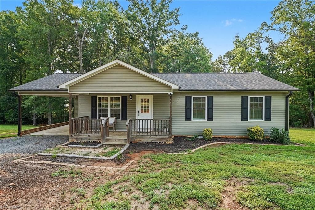 Stick/Site Built at 3756 Hoover Hill Road, Trinity NC 27370, Trinity, photo 2 of 27