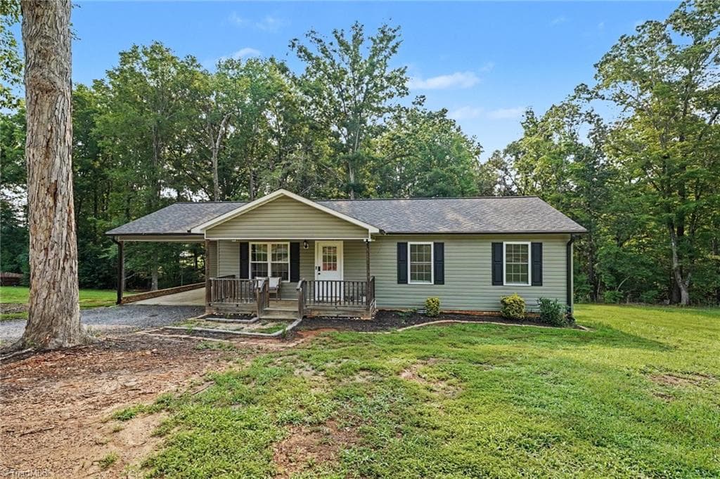 Stick/Site Built at 3756 Hoover Hill Road, Trinity NC 27370, Trinity, photo 3 of 27