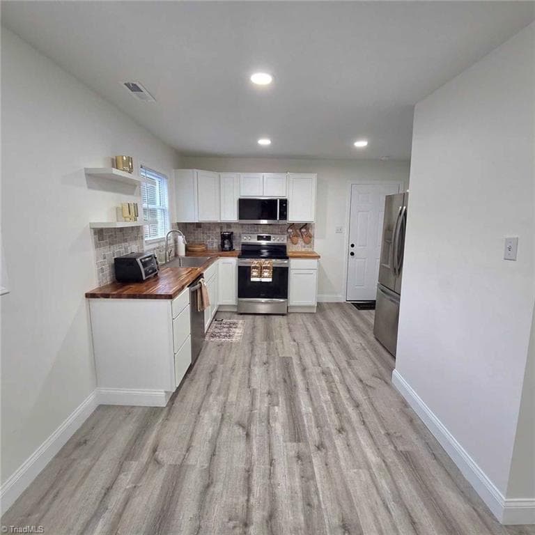 Stick/Site Built at 1418 24th Street, Winston-Salem NC 27105, Winston-Salem, photo 5 of 26