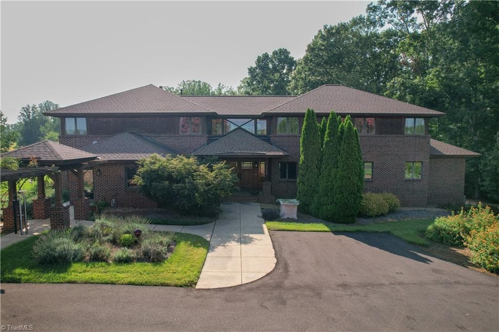 4680 River Bluff Farms Road, Tobaccoville NC 27050