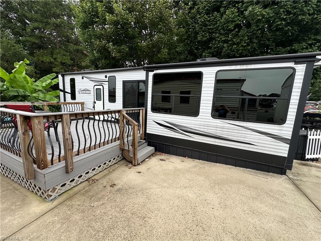 Manufactured Home at 103 S Cardinal Avenue, New London NC 28127, New London, photo 3 of 50