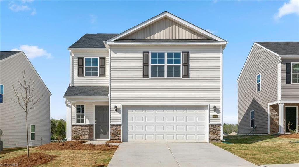627 Beechwood Circle, Thomasville NC 27360