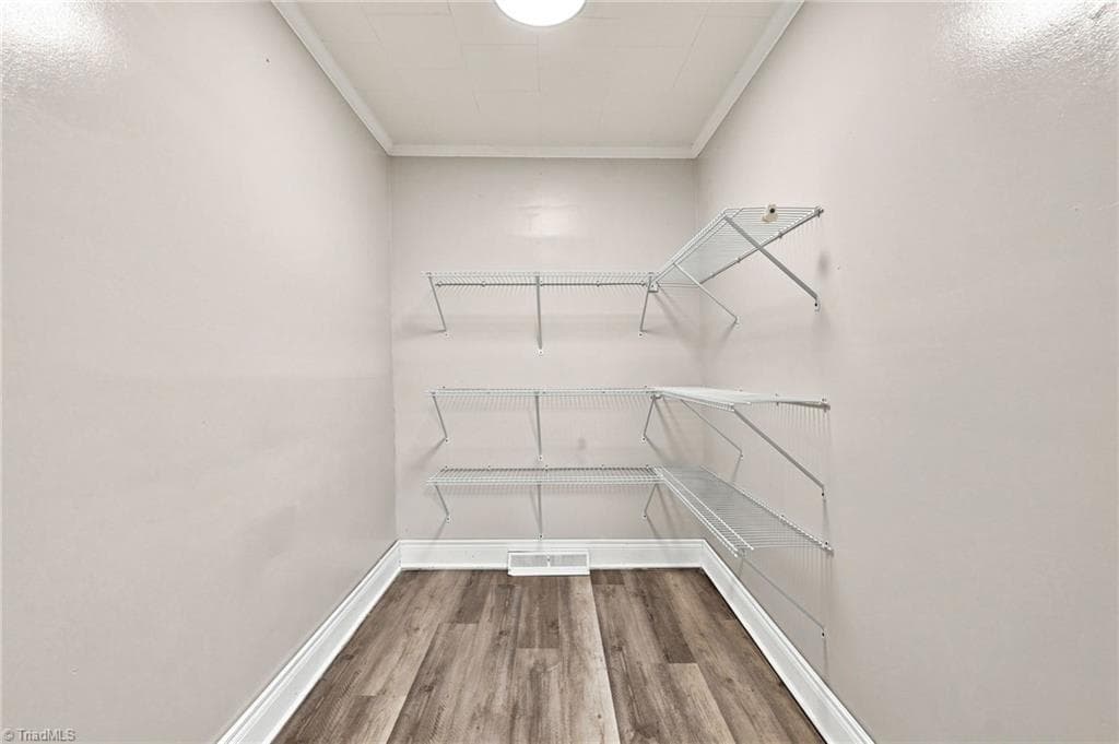 Stick/Site Built at 1313 Fairfield Drive, Winston-Salem NC 27127, Winston-Salem, photo 12 of 25