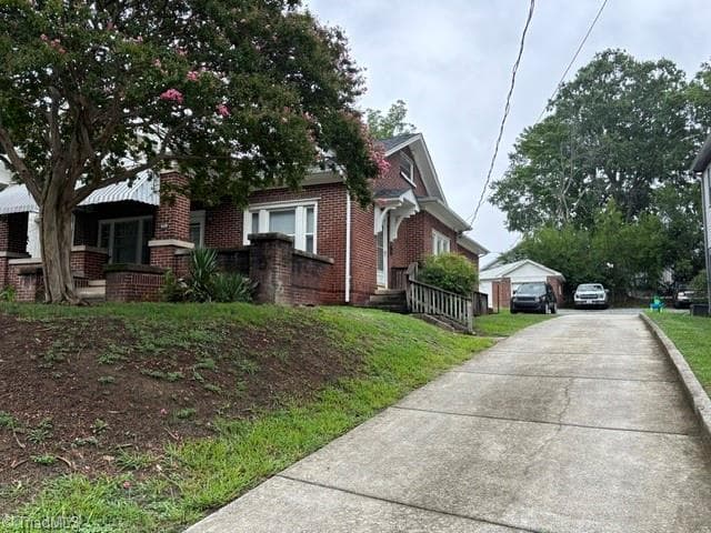 Duplex at 410 N Cedar Street, Greensboro NC 27401, Greensboro, photo 3 of 12