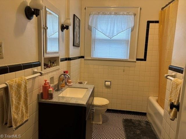 Duplex at 410 N Cedar Street, Greensboro NC 27401, Greensboro, photo 9 of 12