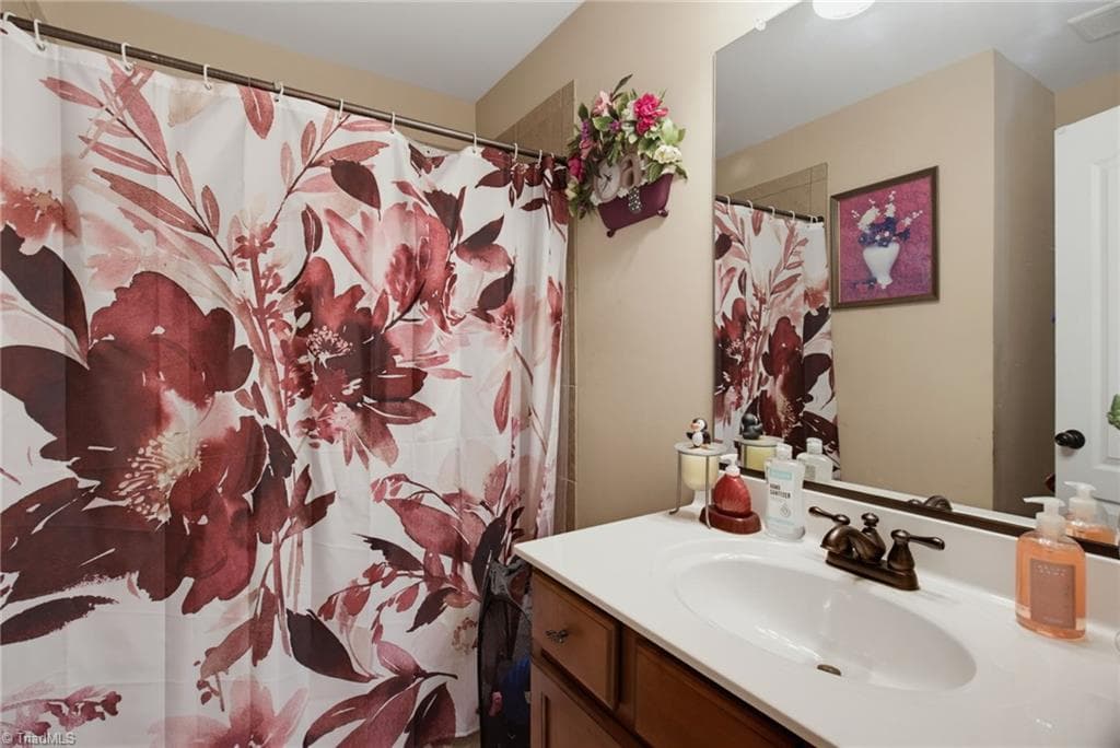 Stick/Site Built at 4034 Tellmont Court, High Point NC 27265, photo 31 of 36