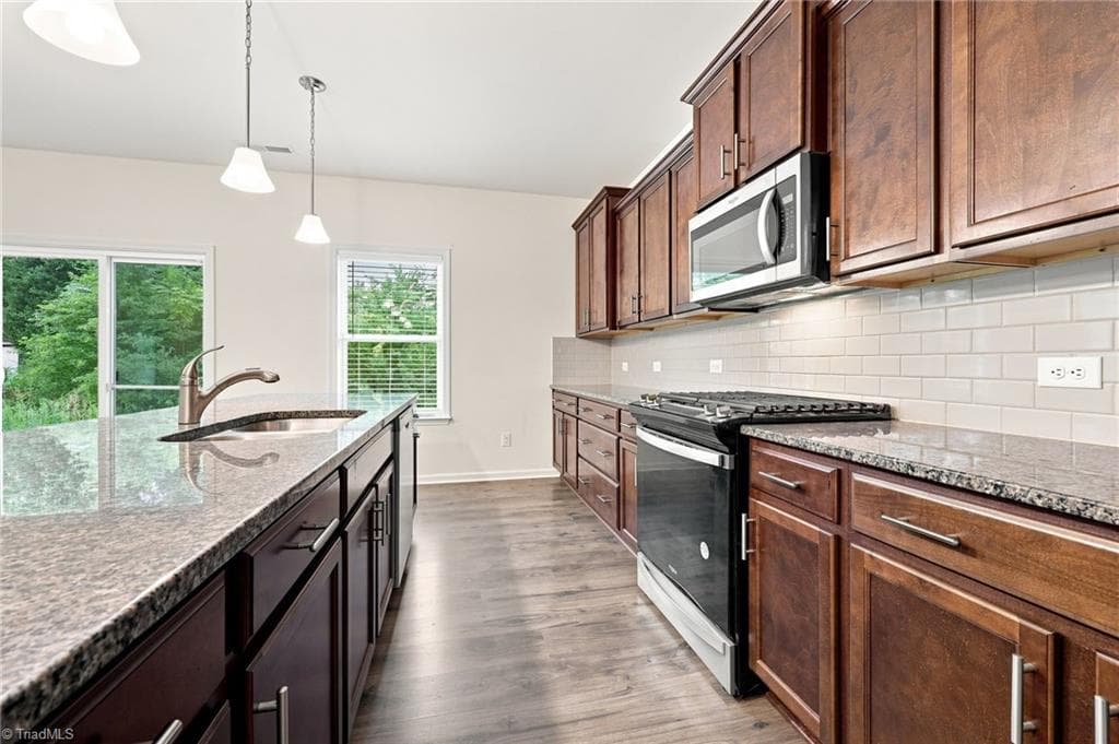 Stick/Site Built at 1843 Gatehouse View Drive, Winston-Salem NC 27127, photo 10 of 35