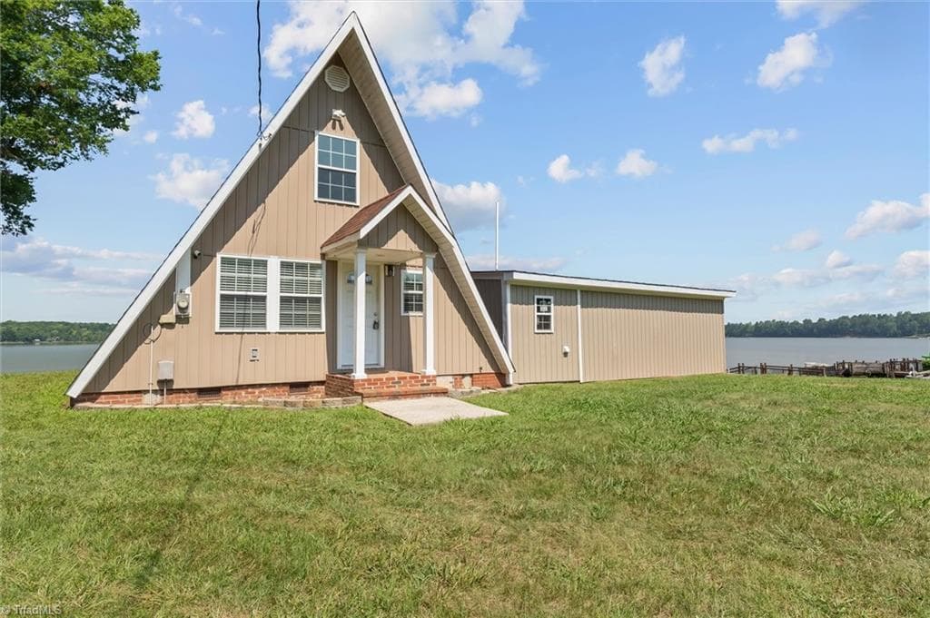 Stick/Site Built at 1206 Riverview Road Extension, Lexington NC 27292, Lexington, photo 2 of 42