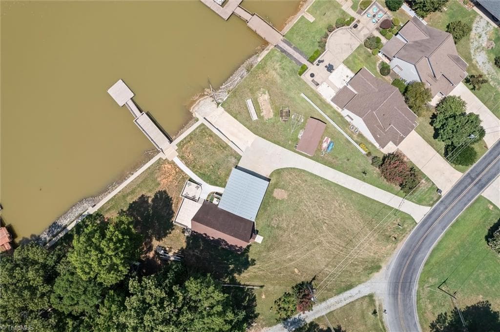 Stick/Site Built at 1206 Riverview Road Extension, Lexington NC 27292, Lexington, photo 33 of 42