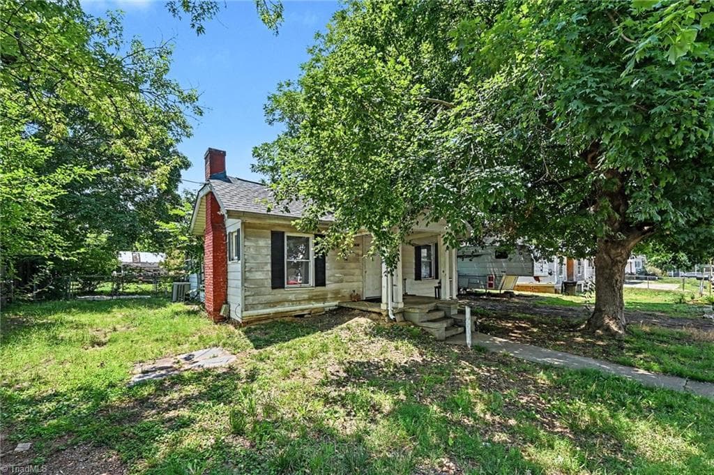Stick/Site Built at 120 1st Street, Haw River NC 27258, photo 5 of 16