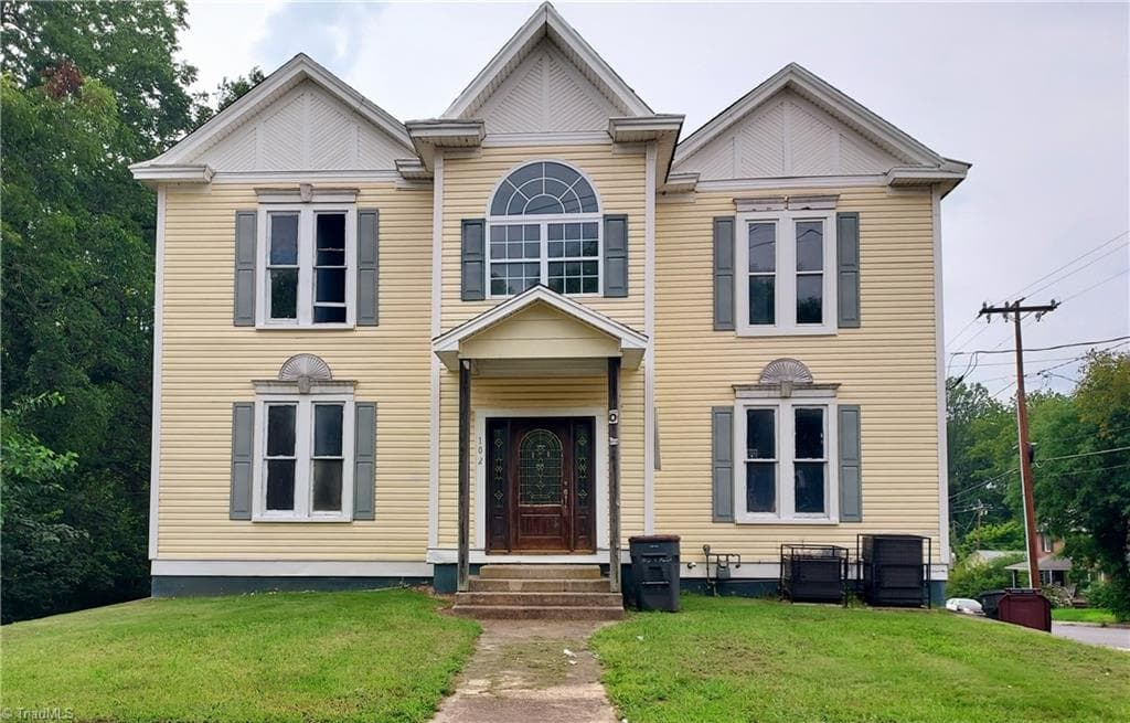 102 S Main Street, Reidsville NC 27320