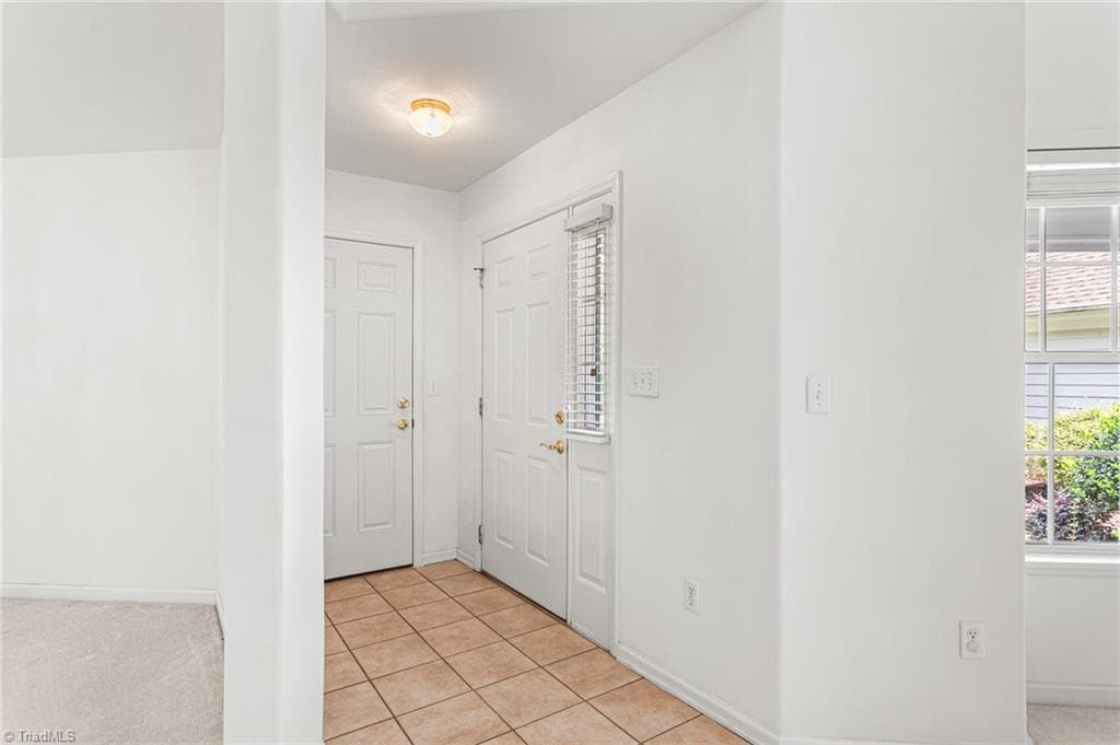 Stick/Site Built at 211 Walter Hagen Drive, Mebane NC 27302, Mebane, photo 7 of 50