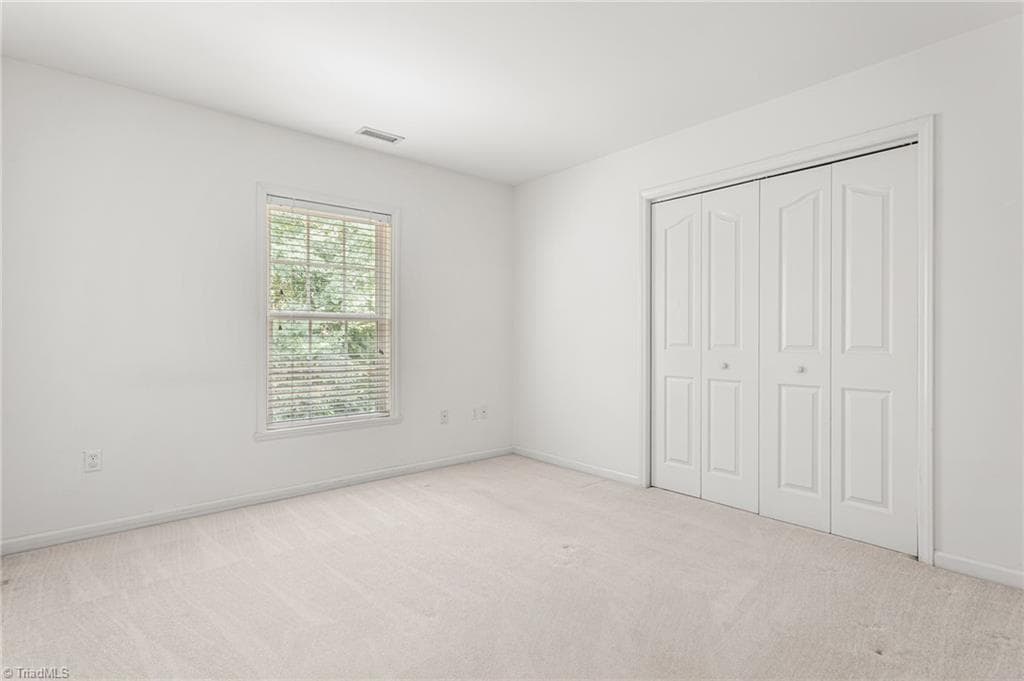 Stick/Site Built at 211 Walter Hagen Drive, Mebane NC 27302, Mebane, photo 33 of 50