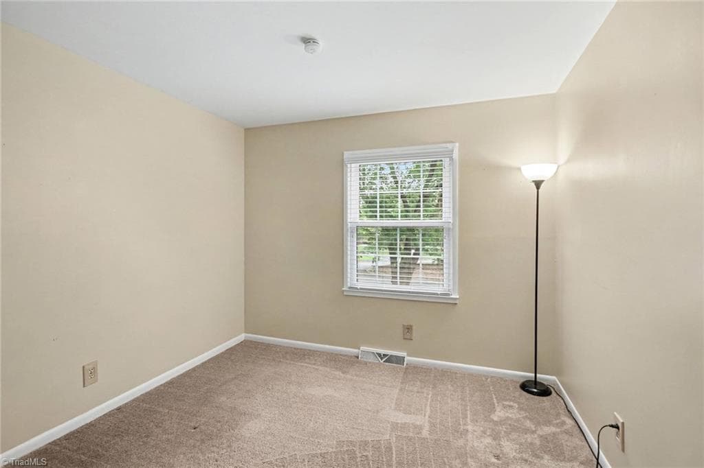 Stick/Site Built at 3212 Flanders Court, High Point NC 27265, photo 18 of 42