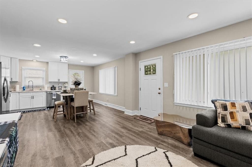 Stick/Site Built at 509 Woodrow Avenue, High Point NC 27262, photo 11 of 45