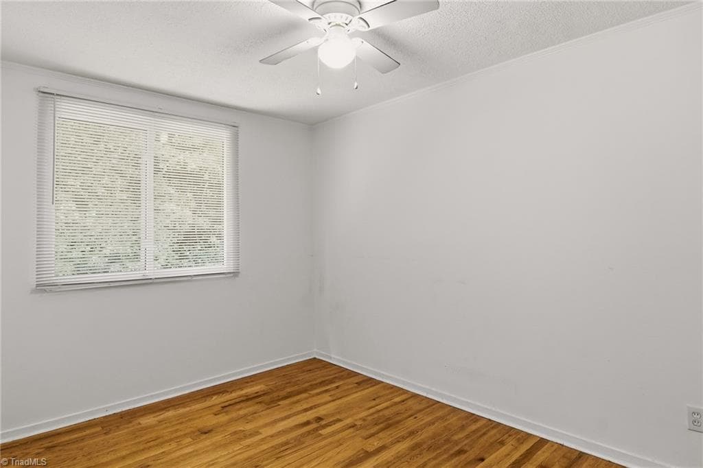 Stick/Site Built at 1829 Villa Drive, Greensboro NC 27403, Greensboro, photo 13 of 27