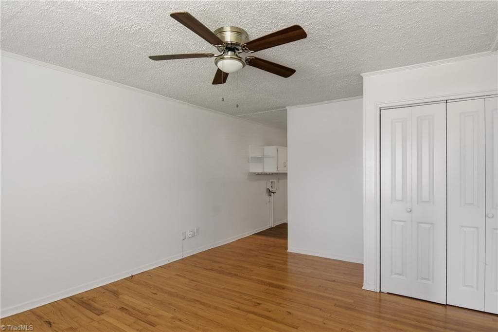 Stick/Site Built at 1829 Villa Drive, Greensboro NC 27403, Greensboro, photo 3 of 27