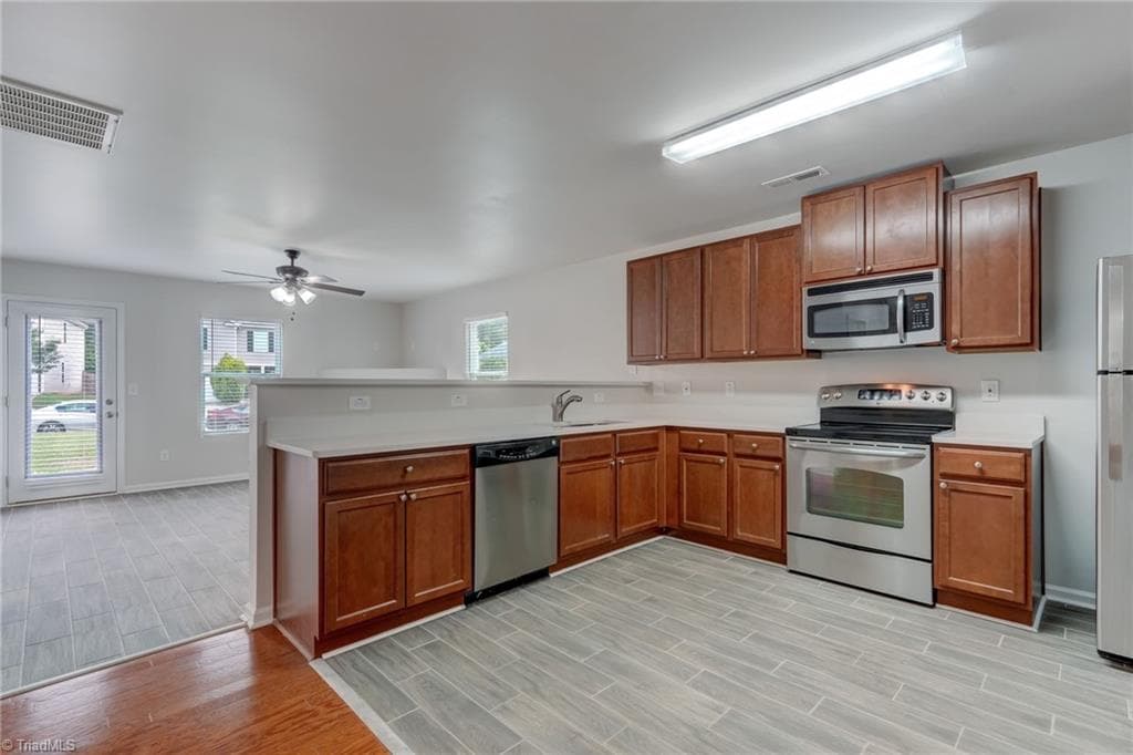 Stick/Site Built at 5955 Odenton Lane, Pfafftown NC 27040, photo 11 of 30