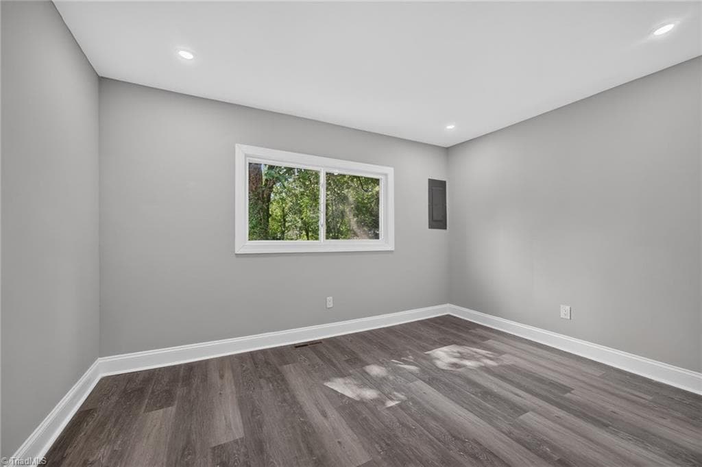 Stick/Site Built at 1311 Forrest Street, High Point NC 27262, photo 15 of 34