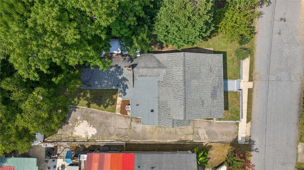 Stick/Site Built at 1311 Forrest Street, High Point NC 27262, photo 29 of 34