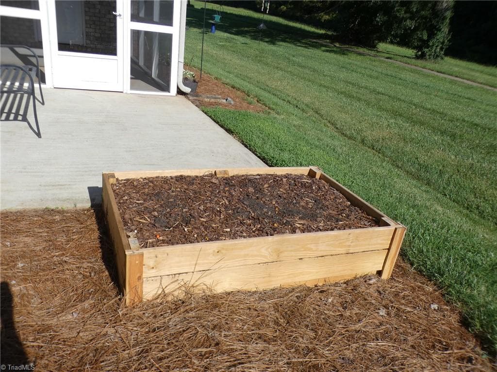 Stick/Site Built at 161 N Lake Louise Drive, Mocksville NC 27028, Mocksville, photo 43 of 50