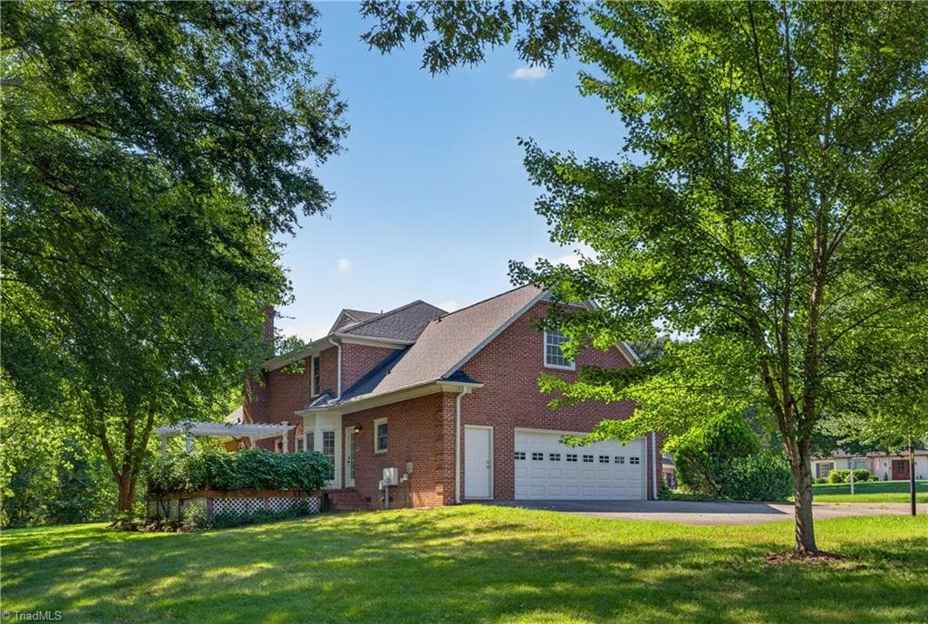 Stick/Site Built at 1018 Riverbend Drive, Bermuda Run NC 27006, Bermuda Run, photo 39 of 39