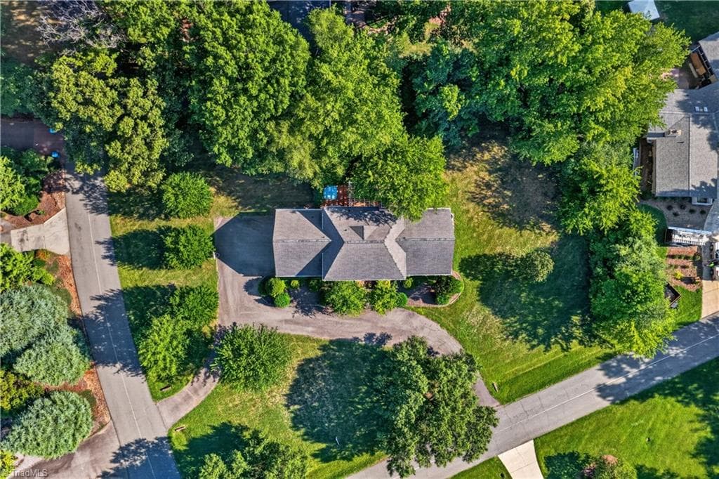 Stick/Site Built at 1018 Riverbend Drive, Bermuda Run NC 27006, Bermuda Run, photo 4 of 39