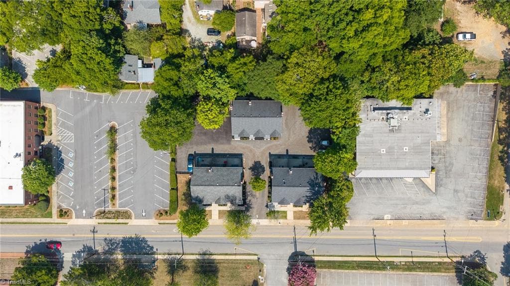 Condominium at 517, 519, 521 Tate Street # C, Greensboro NC 27403, Greensboro, photo 42 of 44