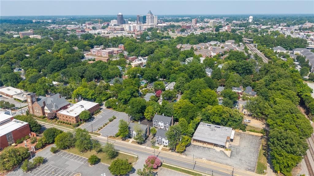 Condominium at 517, 519, 521 Tate Street # C, Greensboro NC 27403, Greensboro, photo 38 of 44