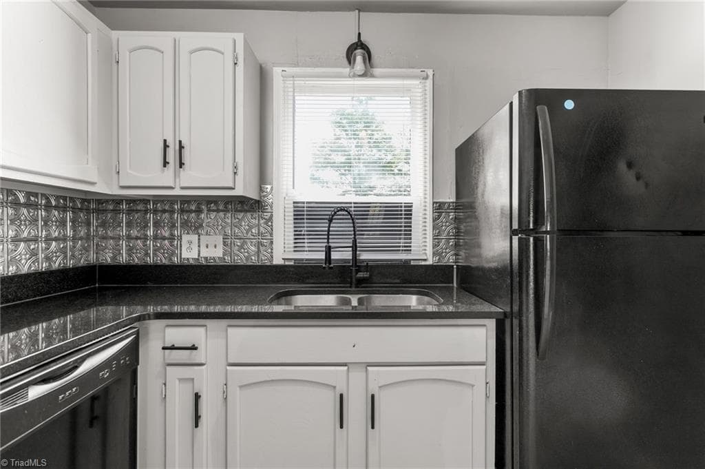 Condominium at 517, 519, 521 Tate Street # C, Greensboro NC 27403, Greensboro, photo 10 of 44