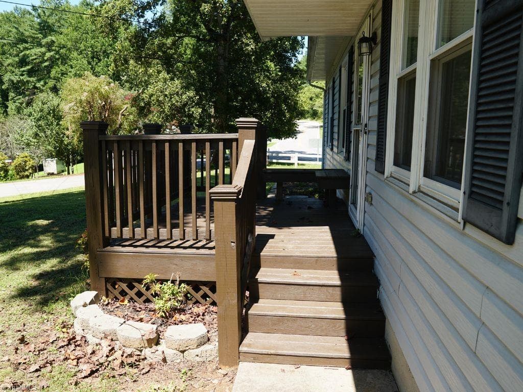 Stick/Site Built at 127 Mill Ridge Road, North Wilkesboro NC 28659, North Wilkesboro, photo 5 of 31
