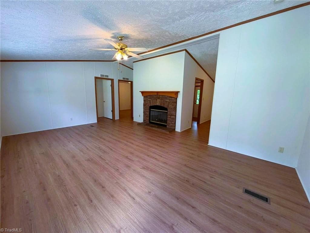 Manufactured Home at 1042 Wells Creek Road, Madison NC 27025, Madison, photo 37 of 96