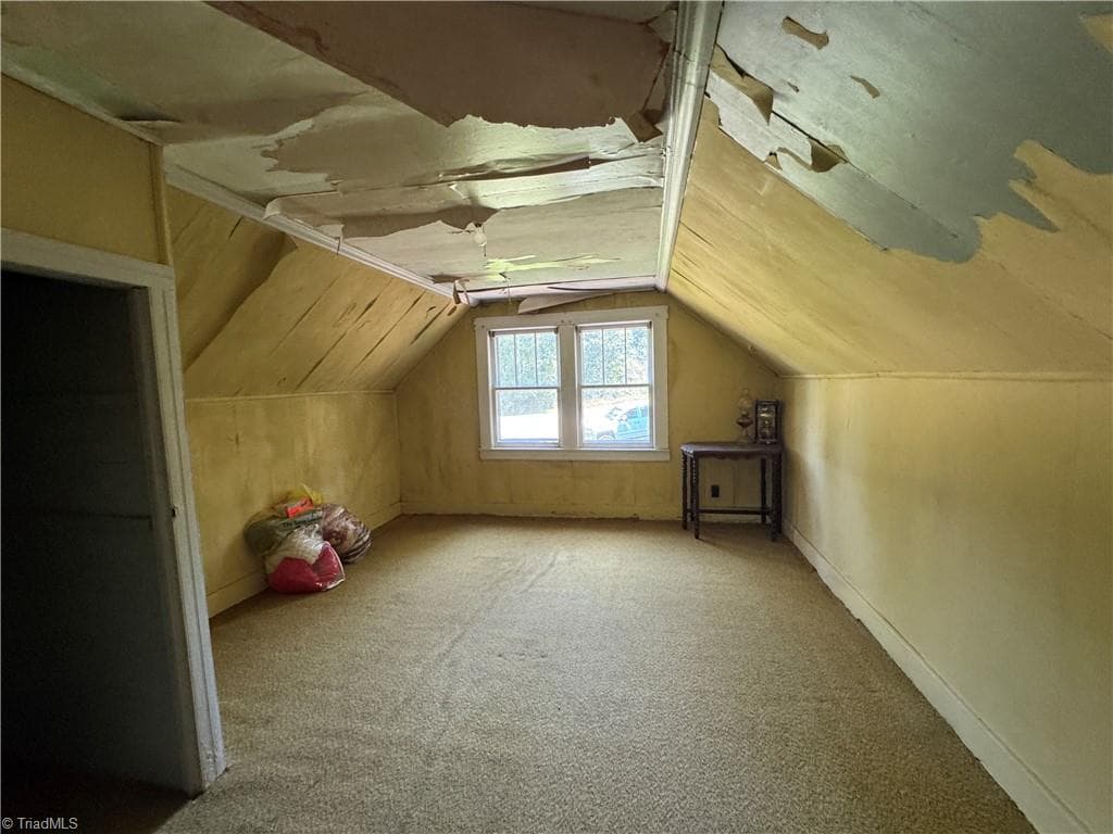 Stick/Site Built at 375 Retrivers Lane, Hillsville VA 24343, Hillsville, photo 19 of 24
