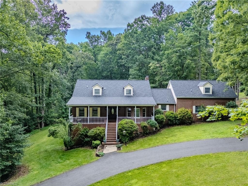 Stick/Site Built at 158 Oakmont Place, Mount Airy NC 27030, photo 2 of 50