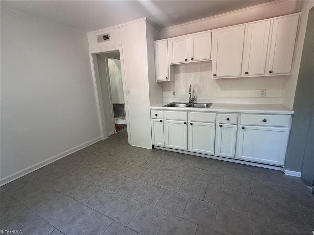 Stick/Site Built at 1005 William Drive, Winston-Salem NC 27107, Winston-Salem, photo 13 of 35