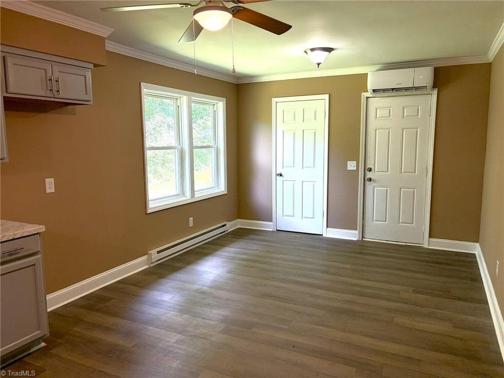 Stick/Site Built at 308 K Street, North Wilkesboro NC 28659, North Wilkesboro, photo 6 of 16