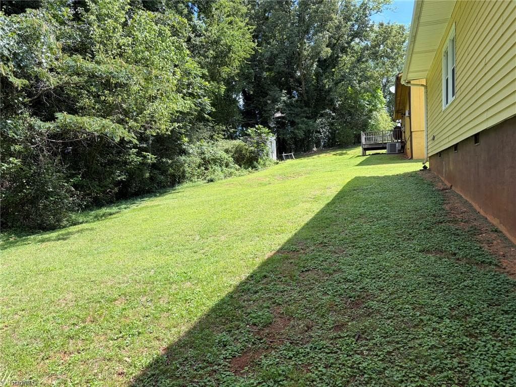 Stick/Site Built at 308 K Street, North Wilkesboro NC 28659, North Wilkesboro, photo 16 of 16