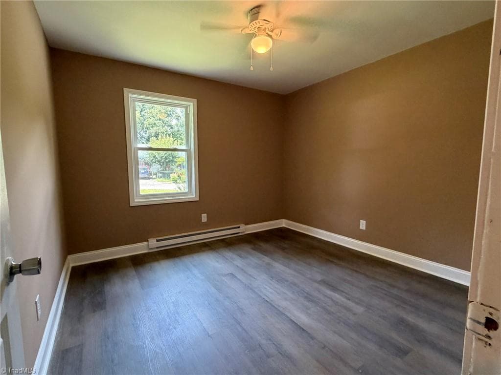 Stick/Site Built at 308 K Street, North Wilkesboro NC 28659, North Wilkesboro, photo 7 of 16