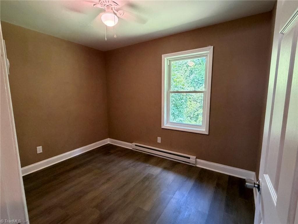 Stick/Site Built at 308 K Street, North Wilkesboro NC 28659, North Wilkesboro, photo 8 of 16