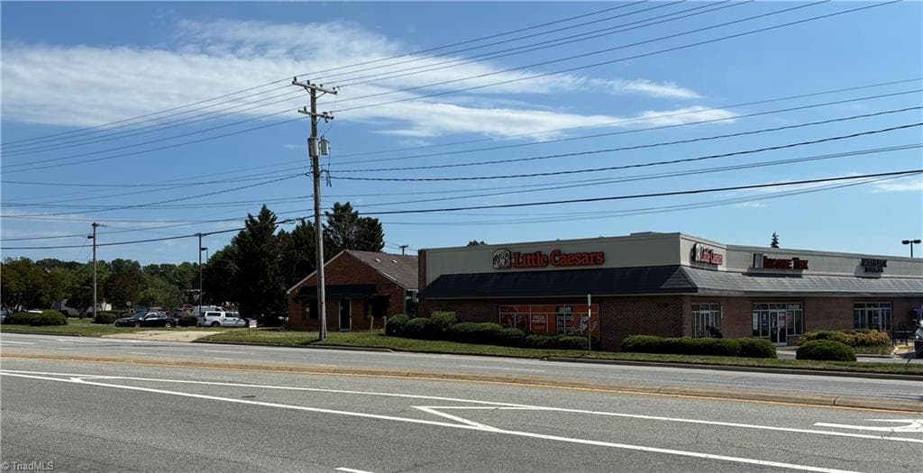 Retail at 2206 N Main Street, High Point NC 27262, High Point, photo 5 of 14