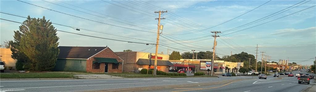 Retail at 2206 N Main Street, High Point NC 27262, High Point, photo 7 of 14