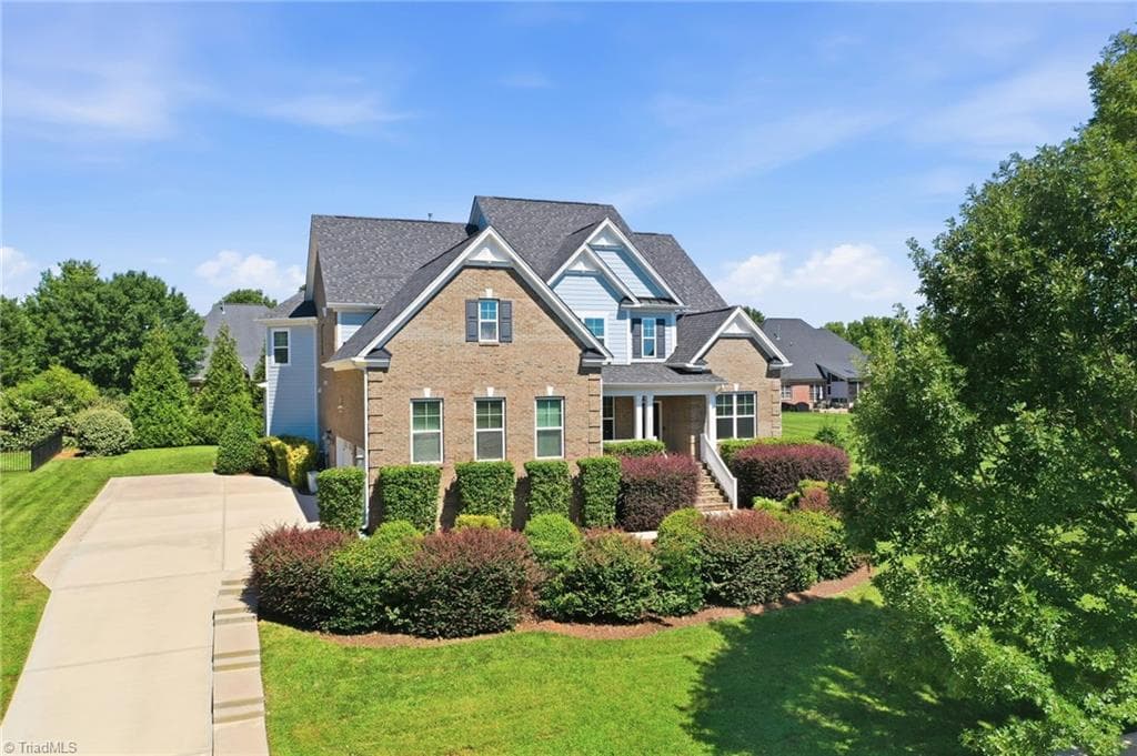 Stick/Site Built at 4403 Bonnie Loch Drive, Burlington NC 27215, Burlington, photo 3 of 100