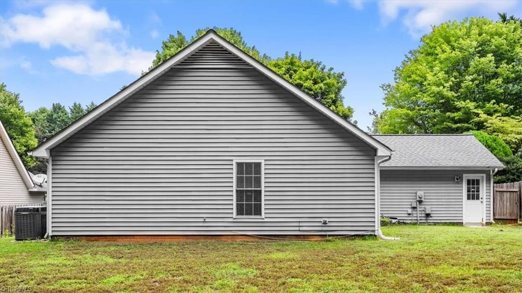 Stick/Site Built at 2325 Meadow Gate Drive, Greensboro NC 27455, photo 28 of 30
