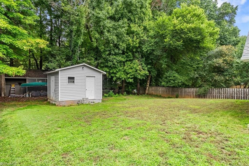 Stick/Site Built at 2325 Meadow Gate Drive, Greensboro NC 27455, photo 30 of 30